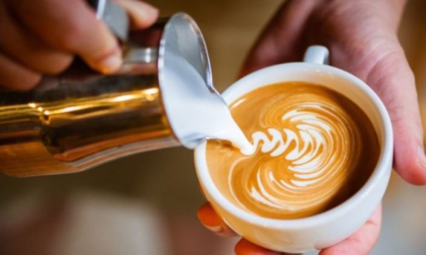 ja-sa-kafe-duhet-te-konsumoni-gjate-dites-per-nje-qarkullim-me-te-mire-te-gjakut