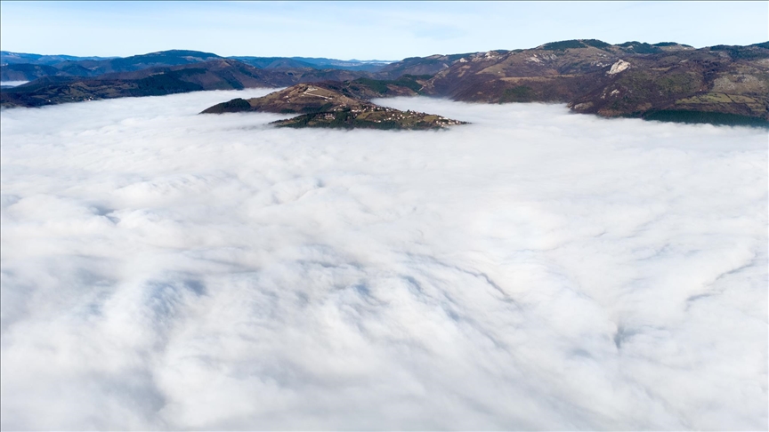 mjegulla-e-dendur-dimerore-mbulon-sarajeven,-ndotja-e-ajrit-rritet-ndjeshem