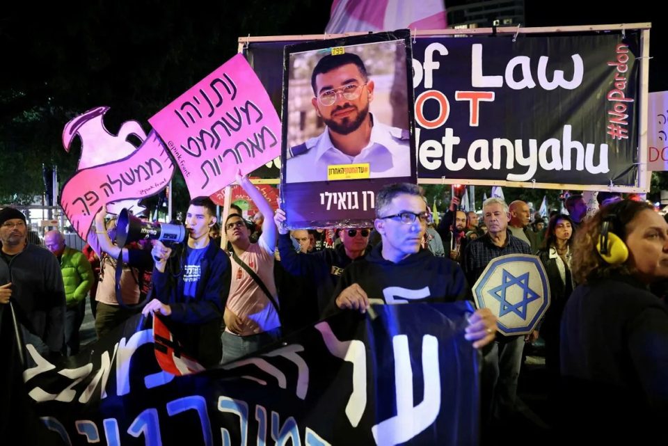 mijera-protestojne-ne-tel-aviv,-kerkojne-hetim-per-sulmet-e-7-tetorit