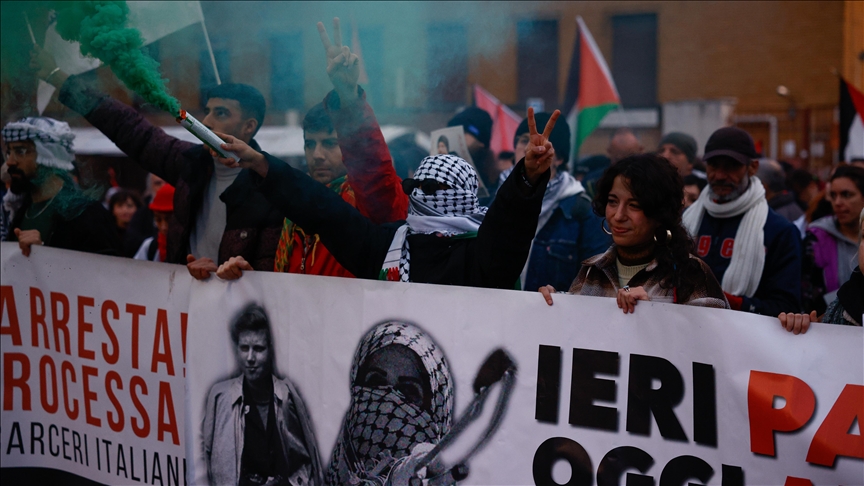protestuesit-ne-rome-marshojne-kunder-gjenocidit-ne-gaza,-kerkojne-embargo-ndaj-izraelit