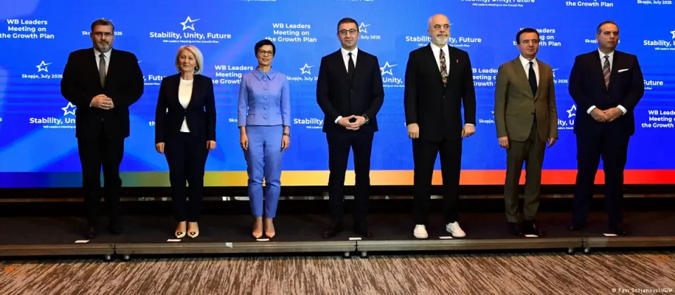 “ballkani-perendimor,-ende-ne-pike-kritike”/-dw:-serbia,-pengesa-madhore-per-anetaresimin-e-kosoves