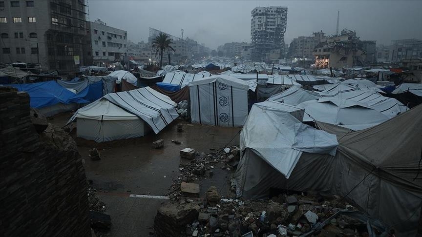 shirat-e-rrembyeshem-permbytin-spitalin-e-gazes,-rrembejne-mijera-tenda-te-palestinezeve-te-zhvendosur