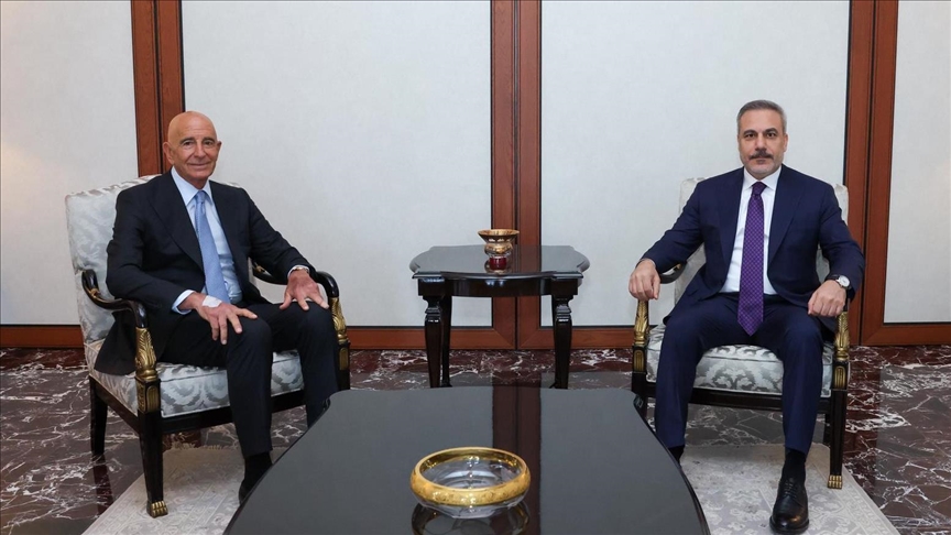 ministri-i-jashtem-i-turqise,-hakan-fidan-pret-ambasadorin-e-shba-se-ne-ankara