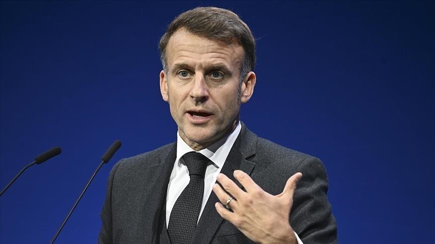macron-kritikon-facebook-un-per-videon-e-rreme-te-grushtit-te-shtetit