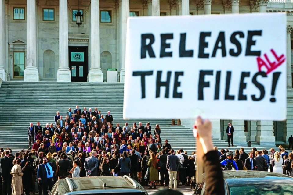 epsteinberg:-as-maja-e-ajsbergut-ende-nuk-ka-dale-ne-drite