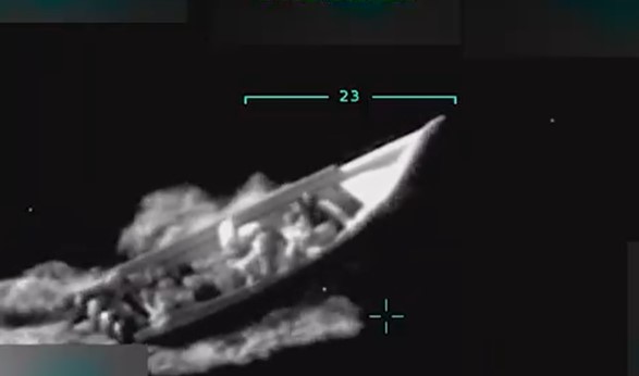 ushtria-amerikane-godet-nje-mjet-te-dyshuar-per-trafik-droge-ne-paqesor,-nje-i-vdekur