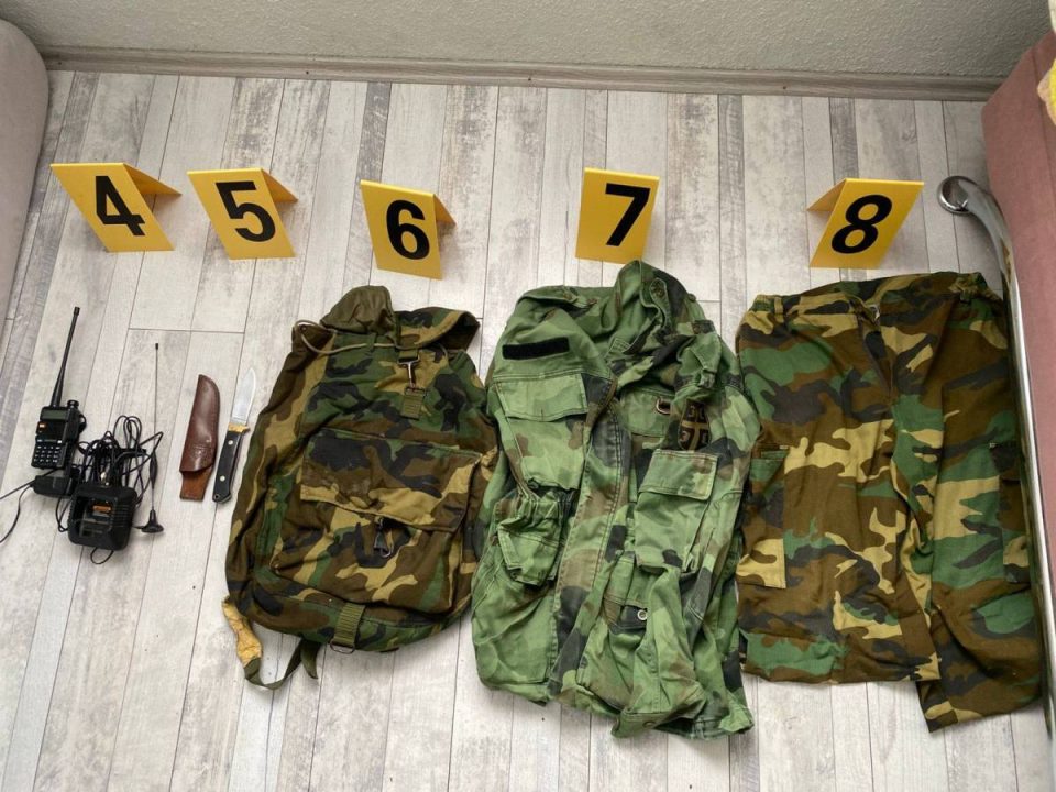 policia-e-kosoves-sekuestron-arme,-municion-e-pajisje-ushtarake-ne-veri-te-vendit