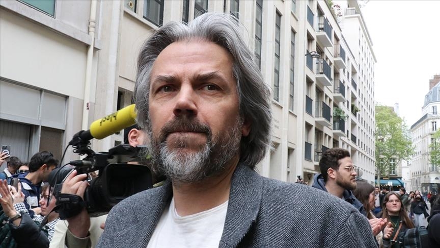 deputeti-francez:-e-pamundur-te-festosh-krishtlindjet-me-entuziazem-ndersa-gjenocidi-vazhdon-ne-gaza