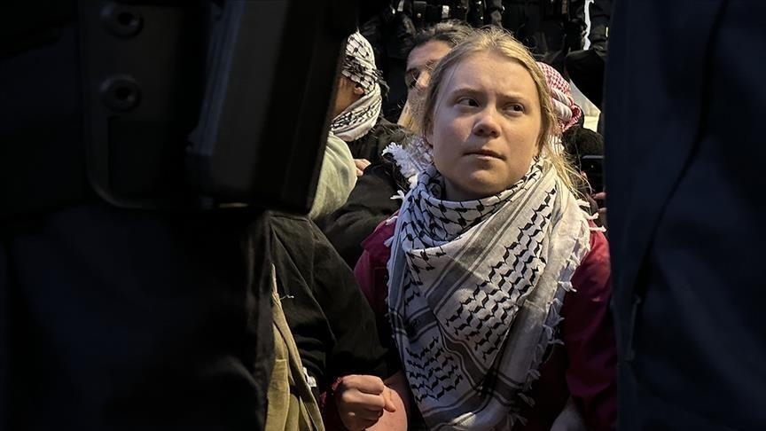 arrestohet-greta-thunberg-ne-londer-gjate-nje-demonstrate-ne-mbeshtetje-te-“palestine-action”