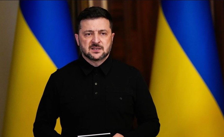 zelensky:-ukraina-ne-kontakt-te-vazhdueshem-me-shba-ne,-gati-per-te-avancuar-drejt-nje-marreveshjeje-paqeje