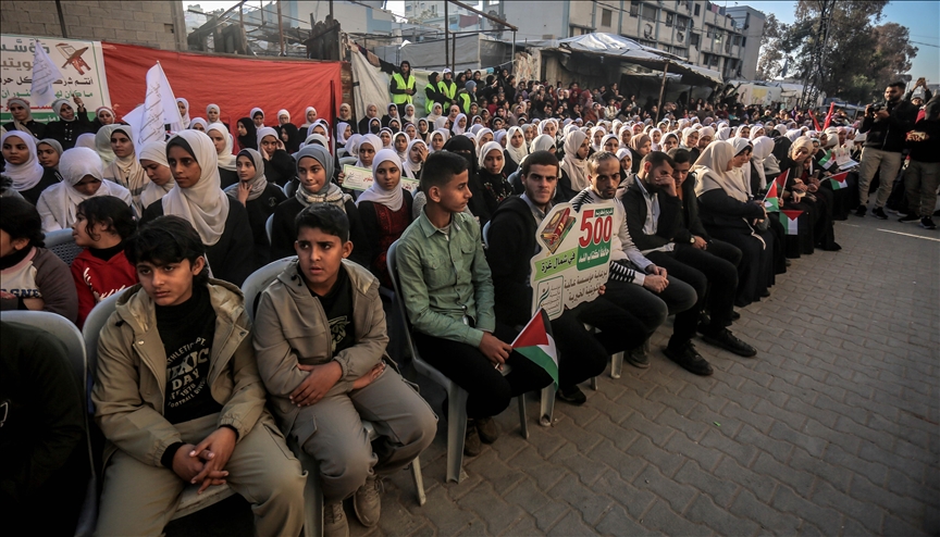 500-hafeze-te-rinj-palestineze-marrin-“ixhazetin”-pas-memorizimit-te-kuranit-pavaresisht-luftes