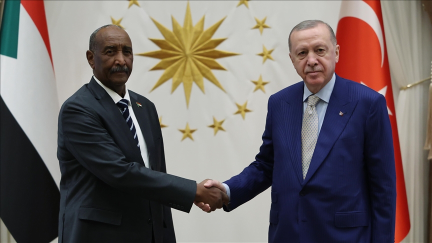 presidenti-turk-takohet-me-kreun-e-keshillit-te-sovranitetit-te-sudanit-ne-ankara