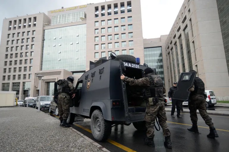 turqia-arreston-115-te-dyshuar-te-isis-it-per-plane-sulmesh-gjate-festave