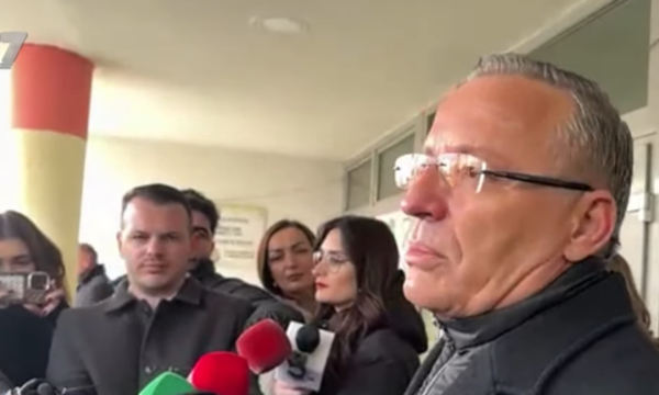 kandidati-i-pdk-per-kryeminister,-bedri-hamza-voton-ne-mitrovice:-do-te-bej-maksimumin-qe-kosova-te-kete-sa-me-shpejt-institucione
