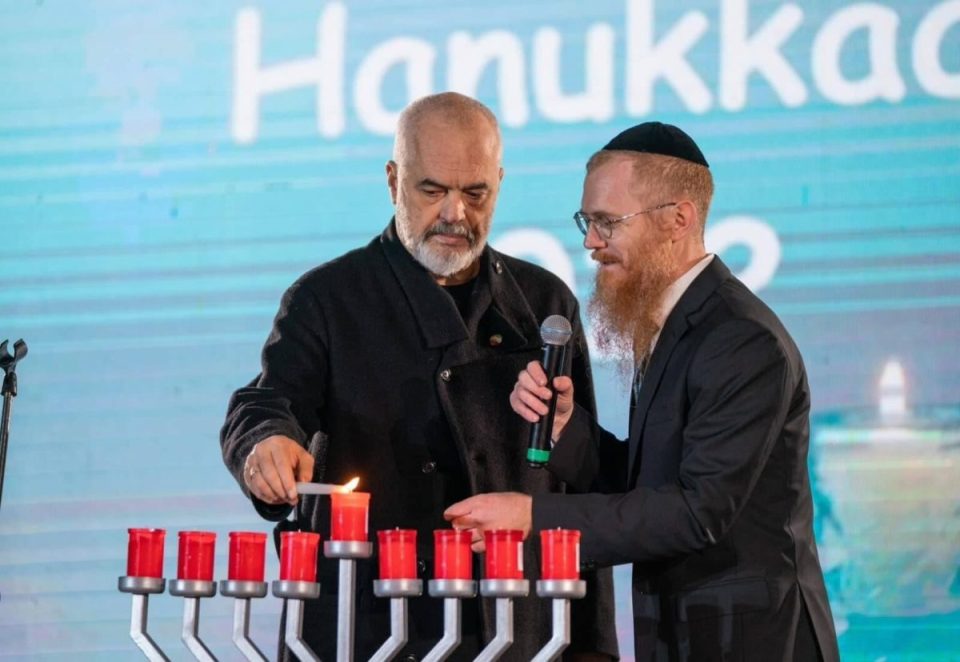 nga-akt-paturpesie-i-shtetit-shqiptar-si-puthador-i-izraelit