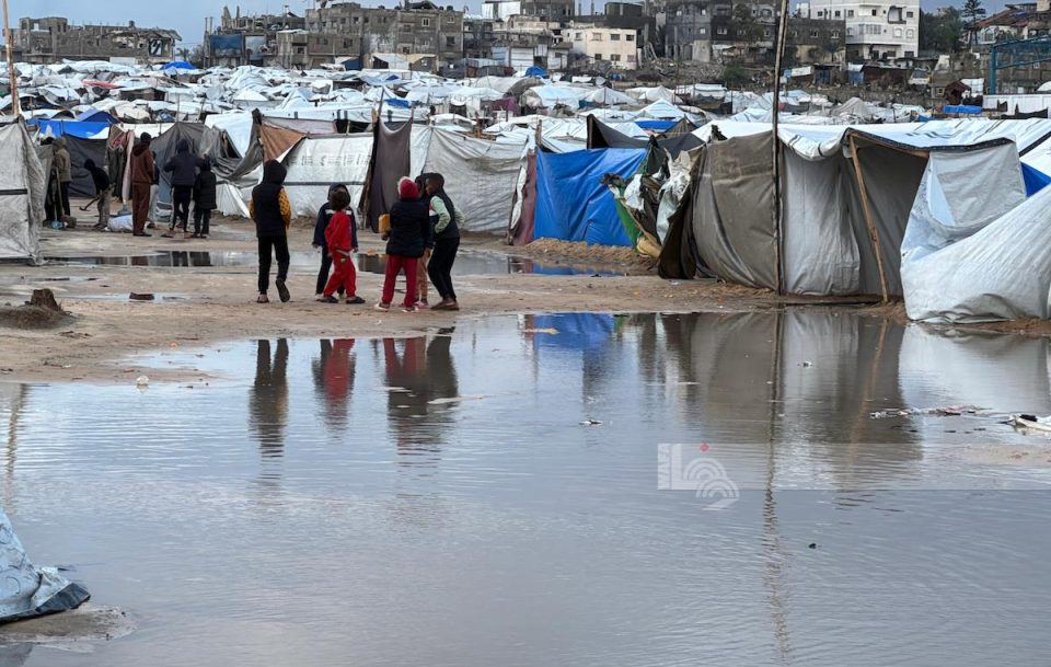 perkeqesohet-ndikimi-i-motit-te-keq,-shtohet-vuajtja-e-te-zhvendosurve-ne-gaza