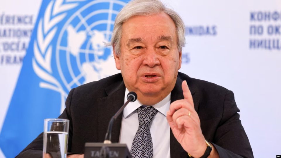 “njerezit-pyesin,-a-po-degjojne-udheheqesit?”-–-shefi-i-okb-se-thirrje-lidereve-boterore:-merreni-seriozisht!-varferia-te-luftohet-dhe-paqja-te-mbizoteroje