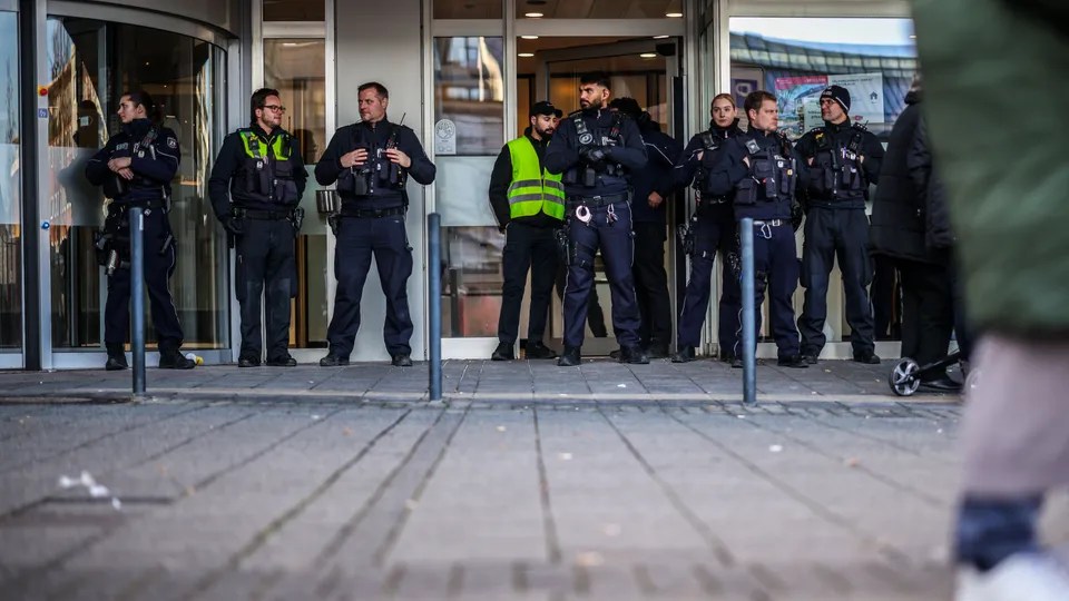 grabitesit-vjedhin-35-milione-dollare-para-dhe-sende-me-vlere-ne-nje-banke-ne-gjermani