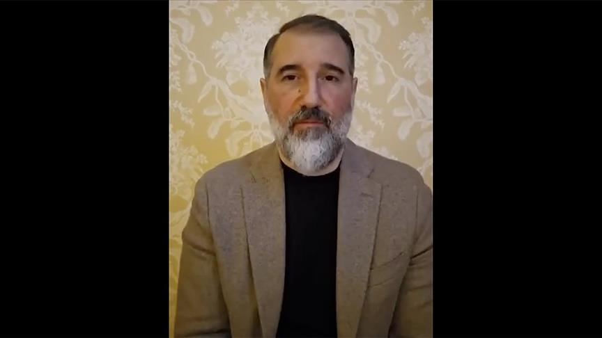 siri,-oligarku-nga-radhet-e-regjimit-te-rrezuar-te-asadit-kritikon-thirrjen-e-klerikut-gazal-per-“federate”