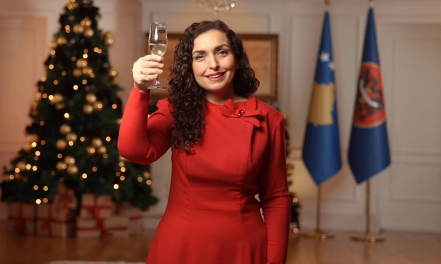 mesazhi-i-urimit-i-presidentes-vjosa-osmani-per-vitin-e-ri:-kosova-te-ece-perpara-me-unitet,-siguri-dhe-zhvillim