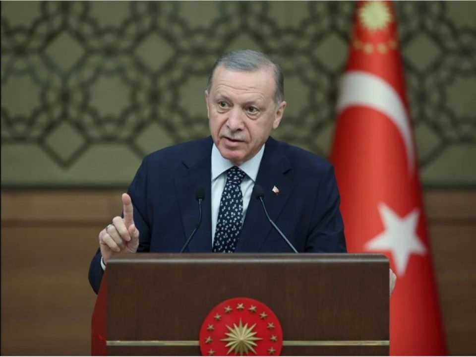 erdogan:-turqia-po-shton-perpjekjet-per-ndihme-dhe-rindertim-ne-gaza