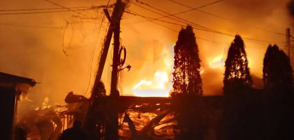 dronet-ukrainas-godasin-nje-hotel-ne-nje-pjese-te-khersonit-te-kontrolluar-nga-rusia,-24-te-vdekur-dhe-mbi-50-te-plagosur!-moska:-sulm-terrorist