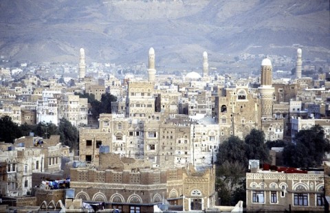 jemen,-guvernatori-i-provinces-hadramaut-shpall-nisjen-e-operacionit-per-marrjen-nen-kontroll-te-objekteve-ushtarake