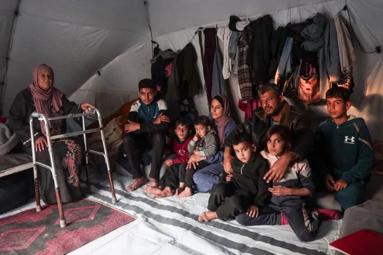 varferia-dhe-papunesia-shperthejne-ne-gaza-pas-luftes-izraelite