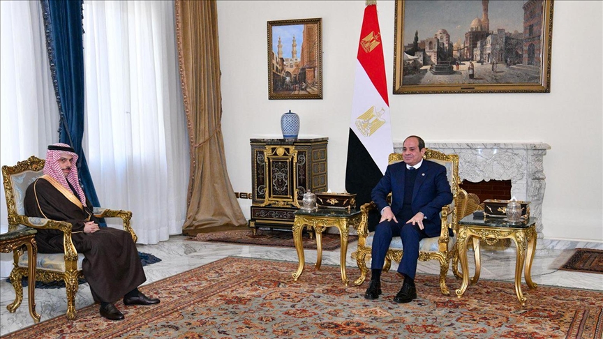 presidenti-i-egjiptit-takon-ministrin-e-jashtem-saudit-mes-pershkallezimit-te-situates-ne-jemen