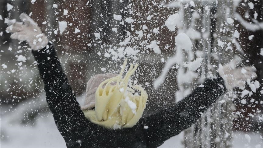 shkollat-​​mbeten-te-mbyllura-ne-skoci-per-shkak-te-bores-dhe-akullit