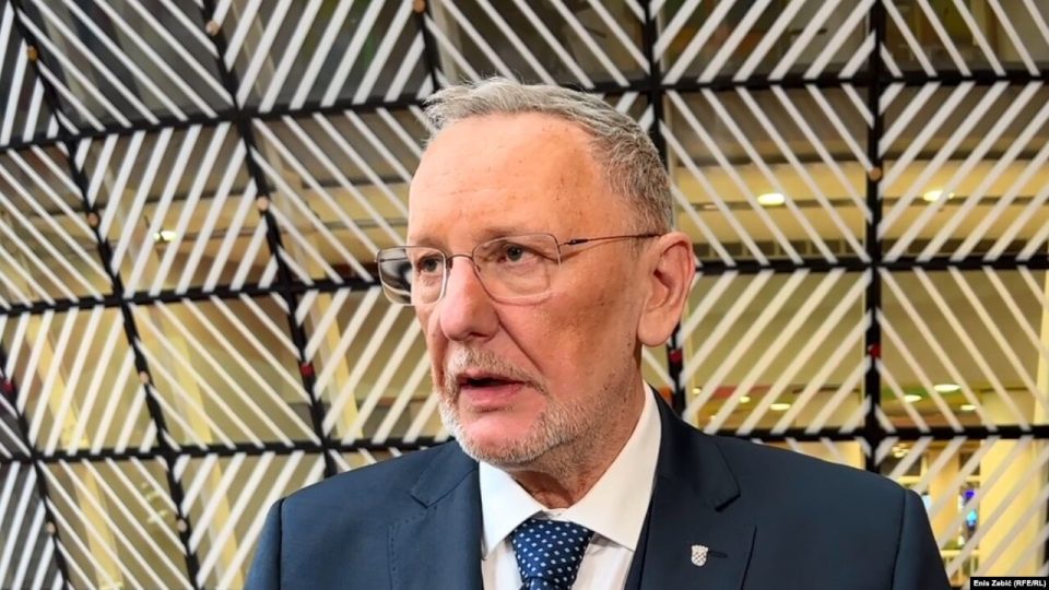 “kroacia,-shqiperia-dhe-kosova,-aleance-kunder-popullit-serb”,-ministri-kroat-i-kthehet-vucicit:-duam-paqe!