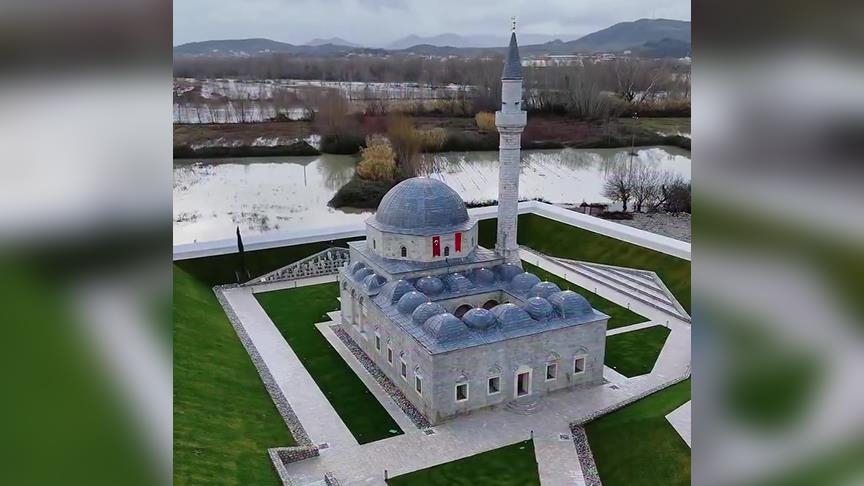 xhamia-e-plumbit-ne-shkoder-e-restauruar-nga-turqia-nuk-u-ndikua-nga-permbytjet-e-fundit