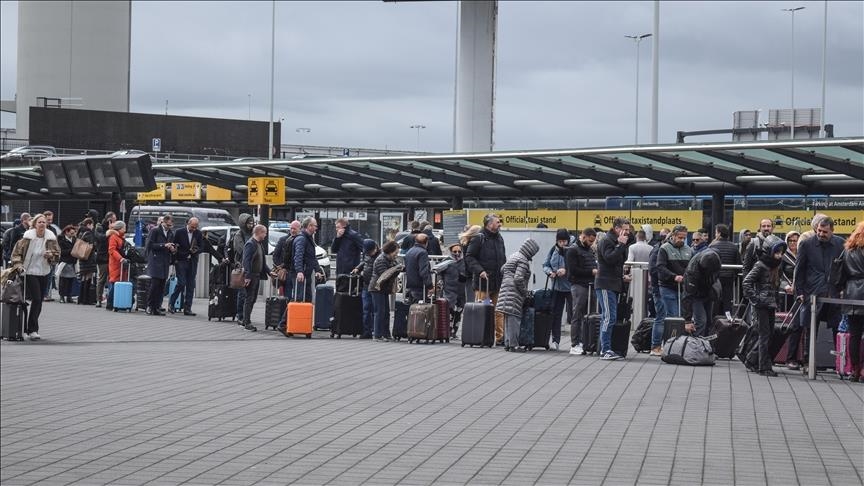 qindra-fluturime-te-anuluara-dhe-te-vonuara-ne-te-gjithe-evropen-si-pasoje-e-motit-te-keq