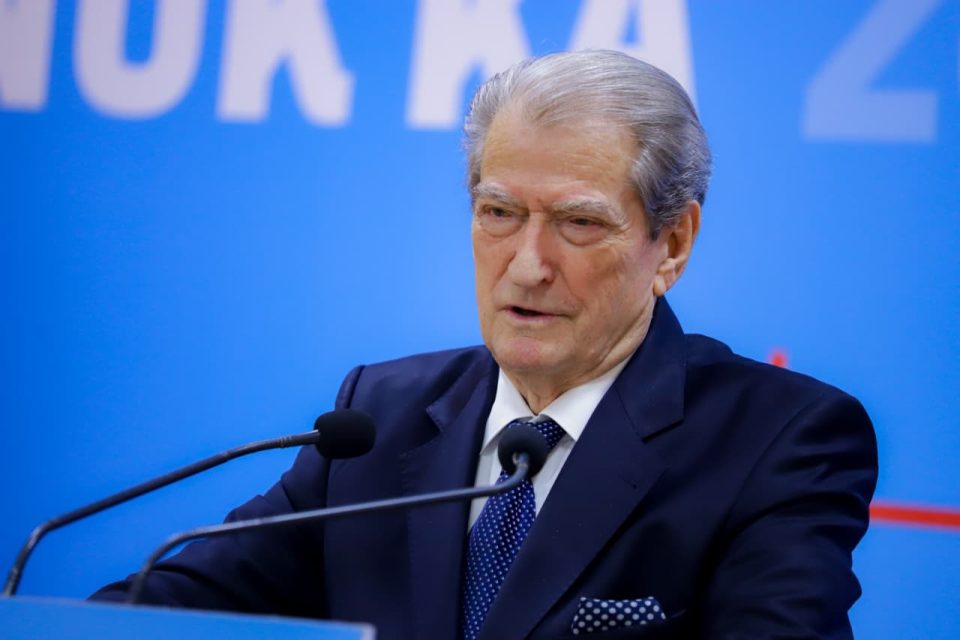 pd-mbeshtet-protestat-ne-teheran,-berisha:-populli-iranian-drejt-fitores-mbi-diktaturen-teokratike-te-ajetullaheve