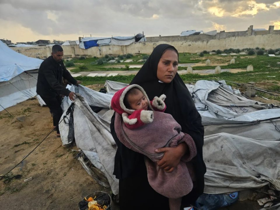 stuhia-demton-mijera-tenda-ne-gaza,-rritet-frika-per-“katastrofe-humanitare”