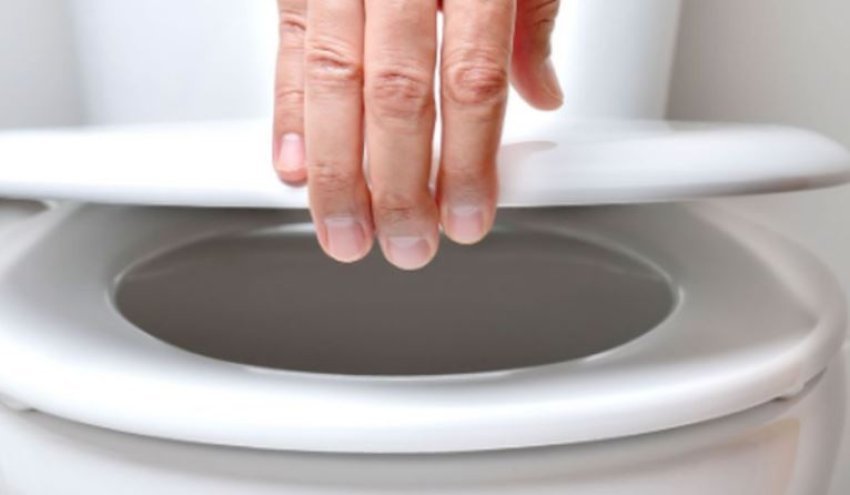 a-mund-te-infektoheni-nga-uleset-e-tualetit?