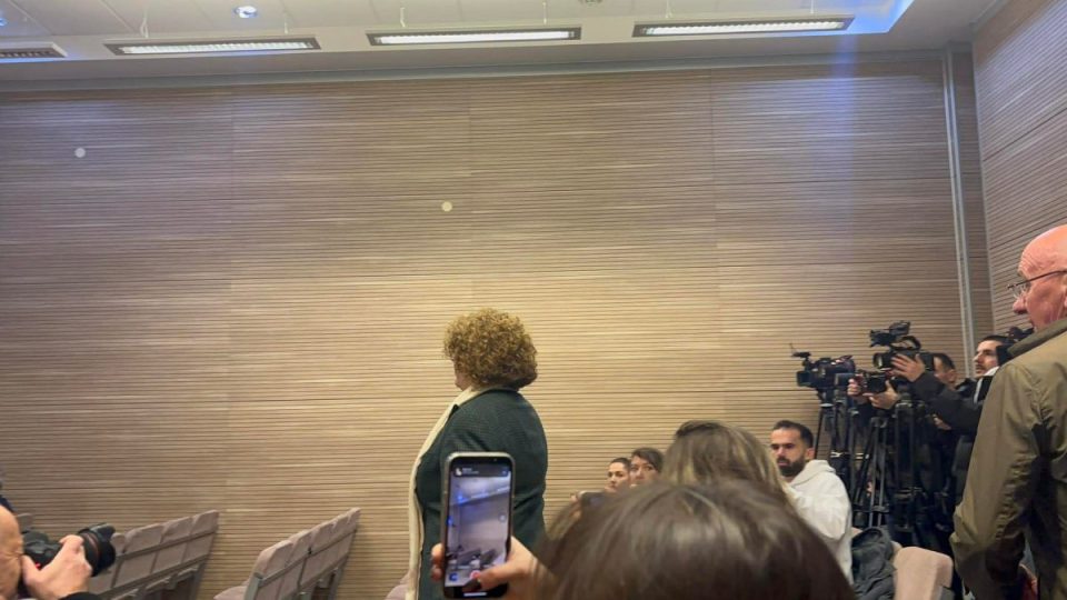 dyshimet-per-dallavere-me-rezervat-shteterore,-nis-seanca-gjyqesore