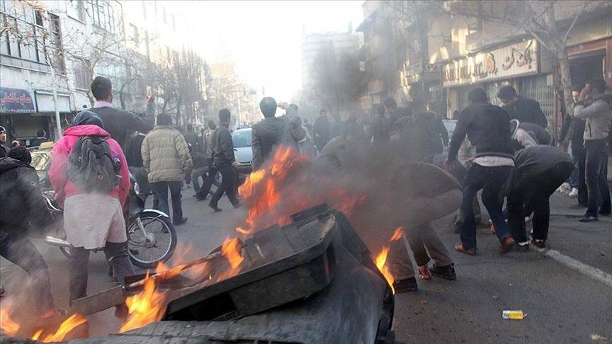 spanja-therret-ambasadorin-iranian-per-shkak-te-shtypjes-se-protestave