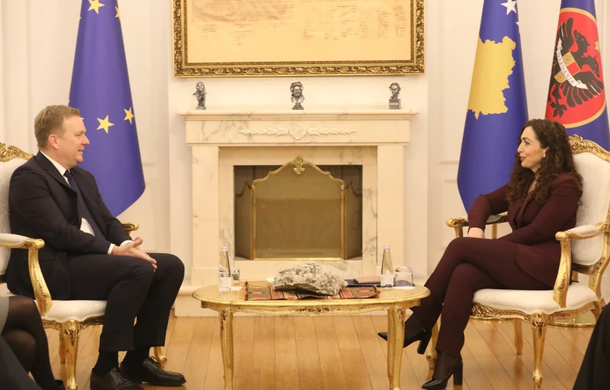dialogu-kosove-serbi/-pas-takimit-me-kurtin,-sorensen-pritet-nga-presidentja-vjosa-osmani