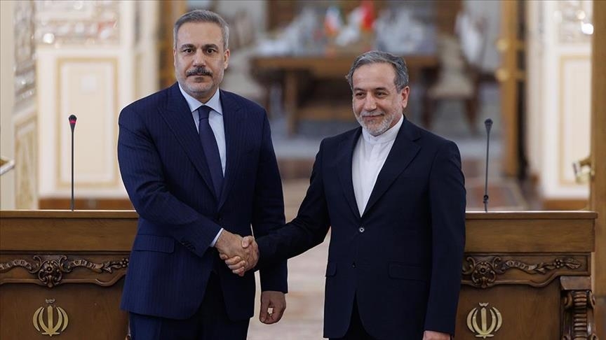 kryediplomati-turk-dhe-homologu-iranian-diskutuan-mbi-hapat-per-uljen-e-tensioneve-rajonale