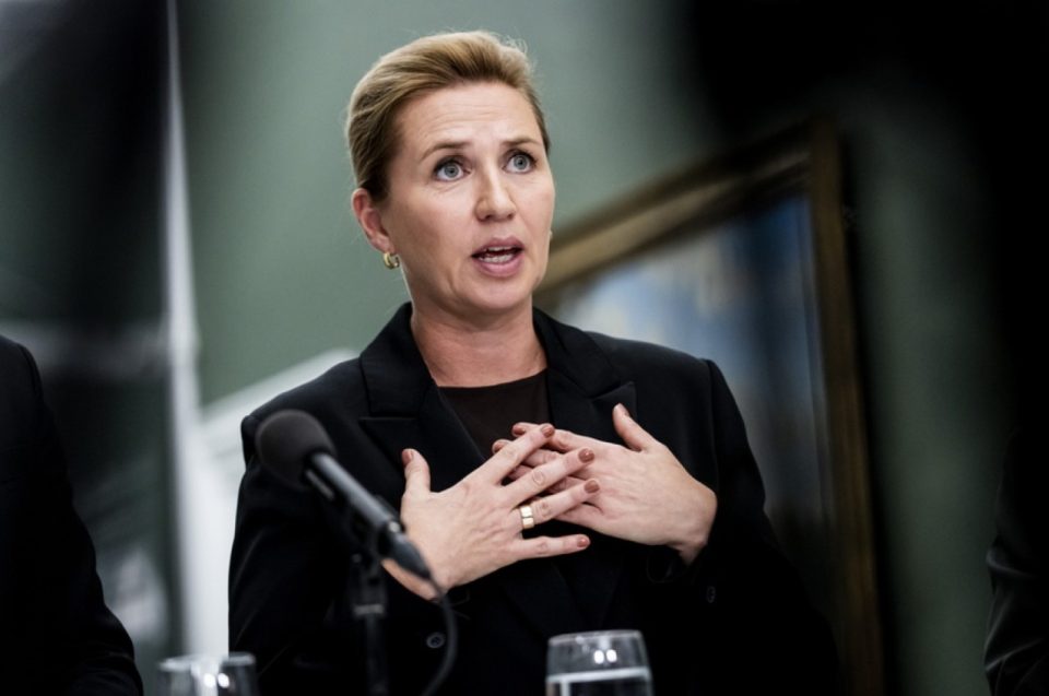 e-ardhmja-e-groenlandes,-kryeministrja-e-danimarkes-pret-delegacion-te-kongresit-amerikan-ne-kopenhage