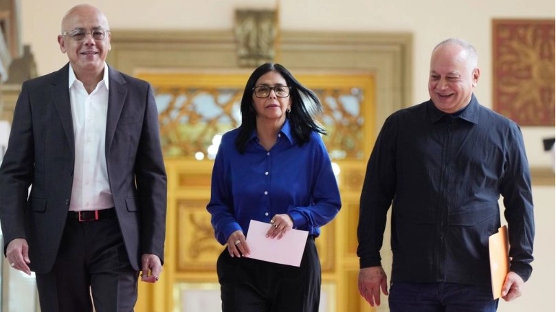 presidentja-e-perkohshme-e-venezueles-ben-thirrje-per-reforma-ne-industrine-e-naftes-dhe-hapje-ndaj-investimeve-te-huaja:-te-mos-kemi-frike-nga-diplomacia-me-shba