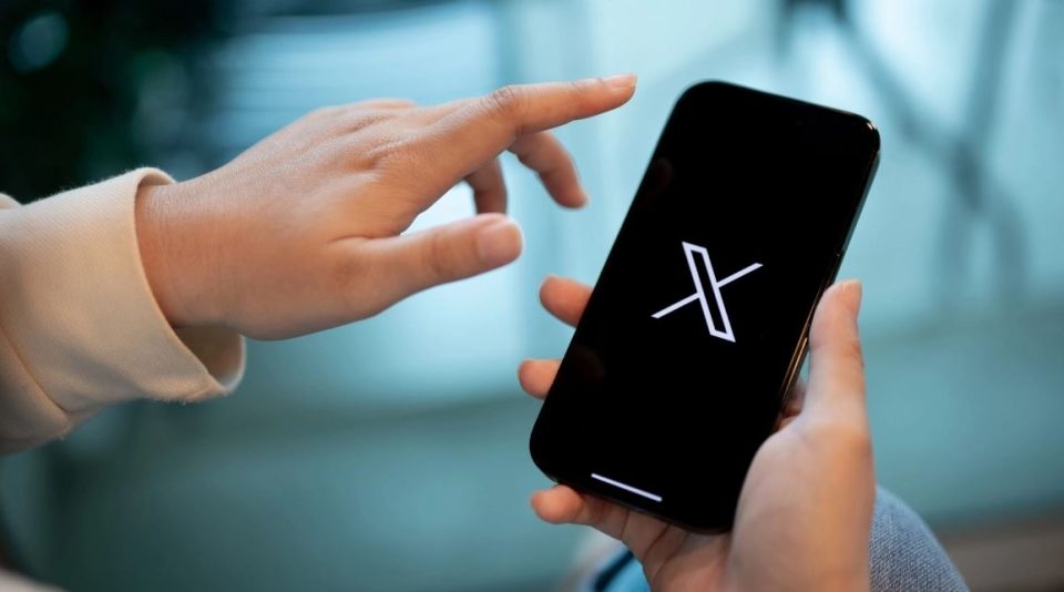 platforma-“x”-ne-kolaps,-mijera-raportime-per-probleme-dhe-rrezimin-e-rrjetit!