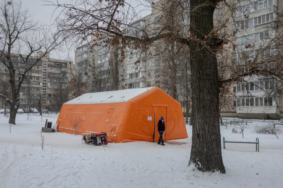 femijet-ukrainas-po-ngrijne-ne-dimrin-me-te-ashper-te-luftes,-mes-nderprerjeve-te-energjise