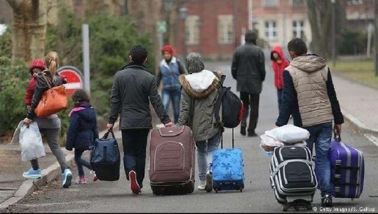 emigracioni/-bien-hyrjet-e-paligjshme-ne-be,-me-pak-klandestine-nga-rruga-ballkanike