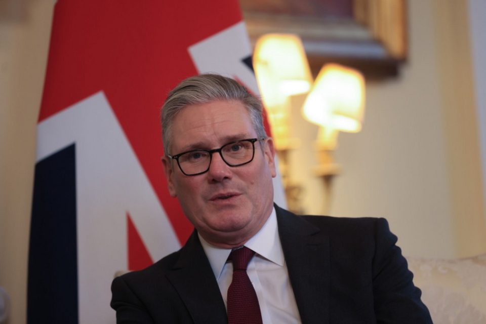 starmer-bisedon-me-trump-per-groenlanden:-siguria-e-arktikut-prioritet-per-aleatet-e-nato-s!-tarfiat-ndaj-vendeve-te-be-se-jane-te-gabuara
