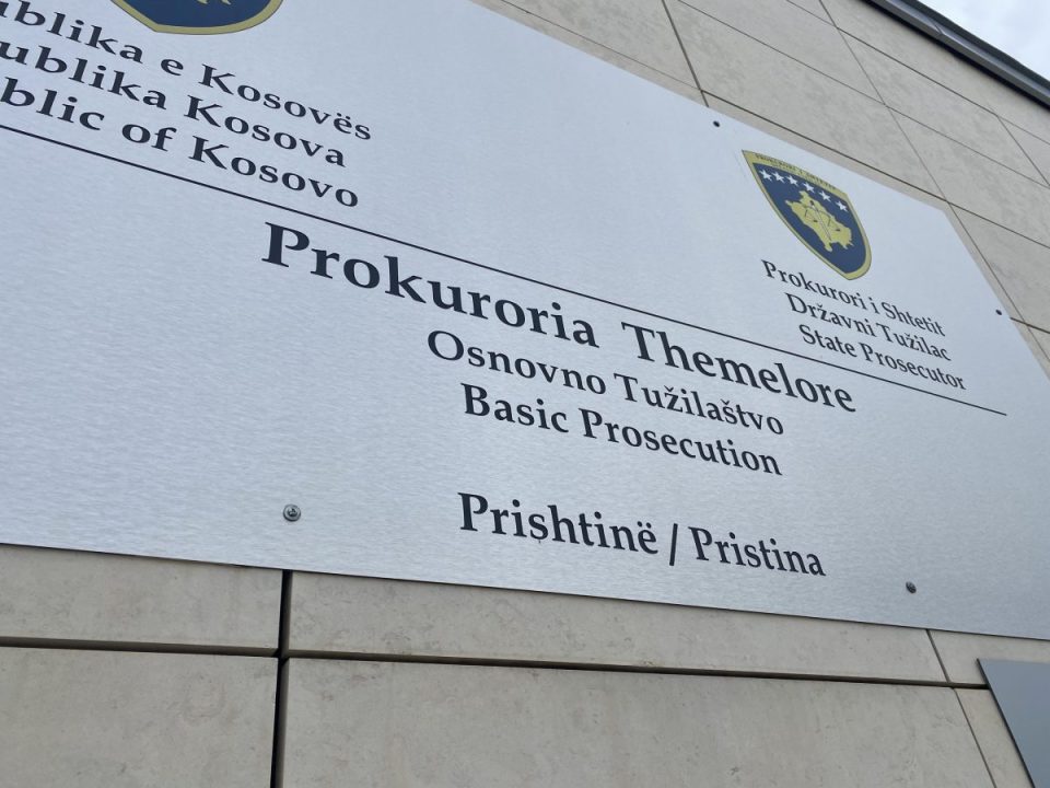 “leshuan-certifikata-per-pajisje-me-leje-armesh,-pa-iu-nenshtruar-procedurave”-–-prokuroria-jep-detaje-per-aksionin-ne-mpb
