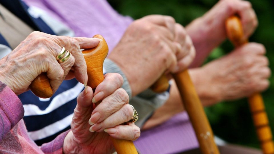 “kontributive,-parciale-kontributive-dhe-familjare”-–-tri-kategorite-e-pensioneve-qe-nuk-e-kane-obligim-te-lajmerohen-cdo-gjashte-muaj