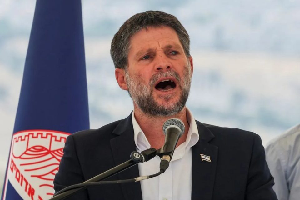 smotrich-kundershton-planin-e-trumpit-per-gazen,-kerkon-mbylljen-e-qendres-koordinuese-te-udhehequr-nga-shba