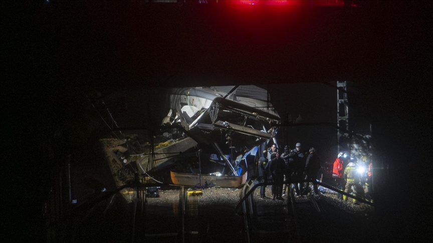 nje-i-vdekur-dhe-dhjetera-te-plagosur-ne-nje-aksident-hekurudhor-ne-spanje,-disa-dite-pas-perplasjes-vdekjeprurese